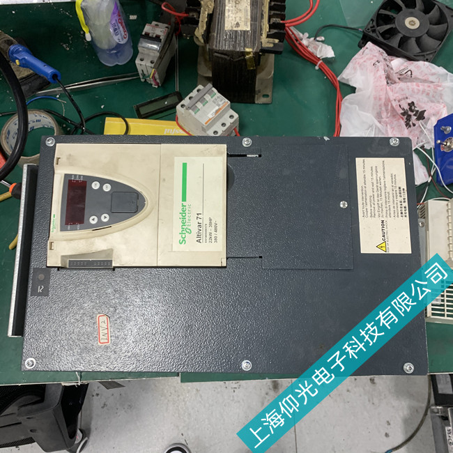 施耐德变频器对地短路故障及解决方法
