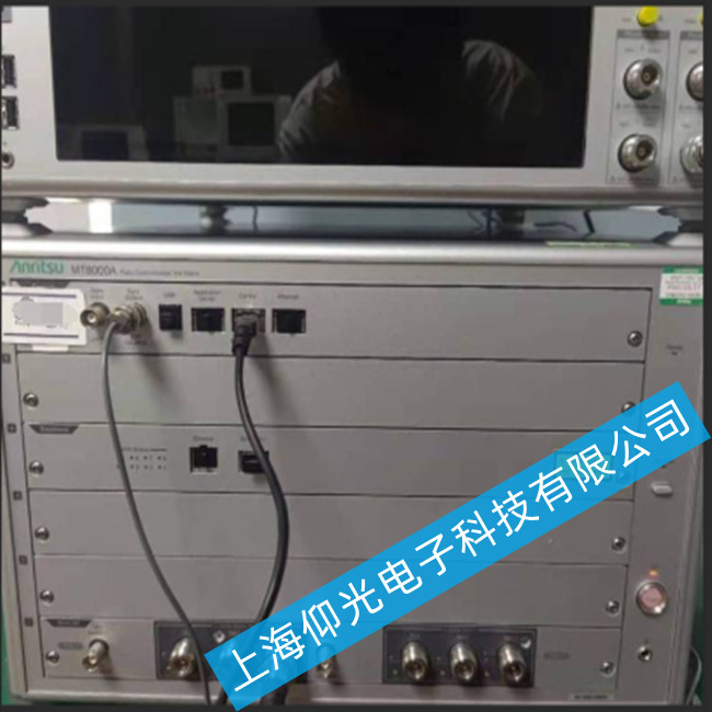 AnritsuMT8000A综合通信测试仪器出现无信号输出故障的维修方法