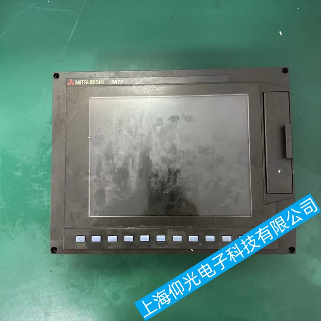 三菱 M70 数控系统操作屏按键无反应故障维修快速修复