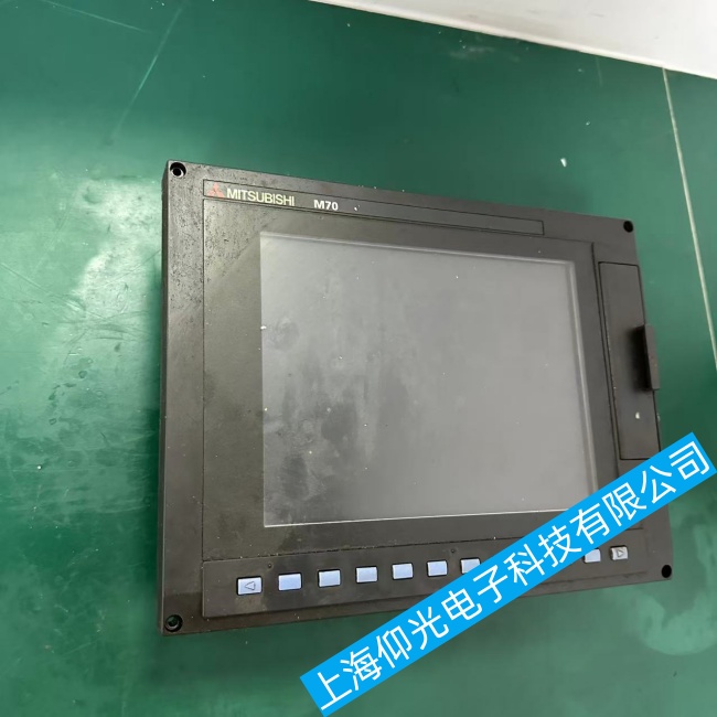 三菱 M70 数控系统操作屏上电无显示故障维修经验丰富