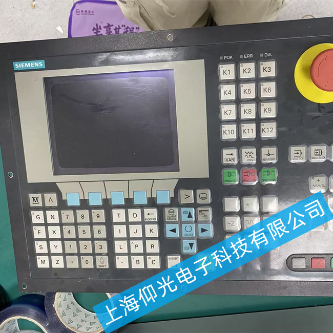 西门子802S系统屏维修6FC5 500-0AA00-1AA0显示很暗维修方法
