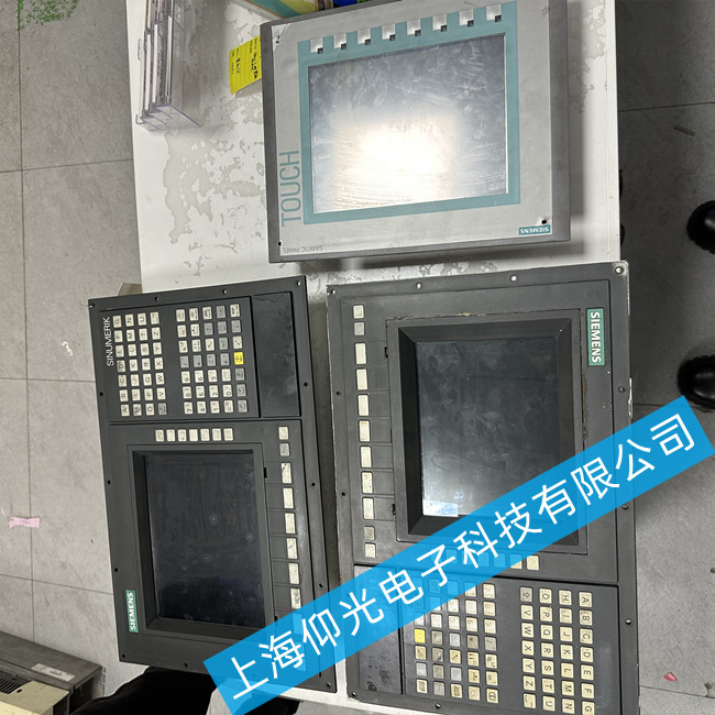 西门子系统屏维修6FC5370-5AA40-0AA0花屏故障维修