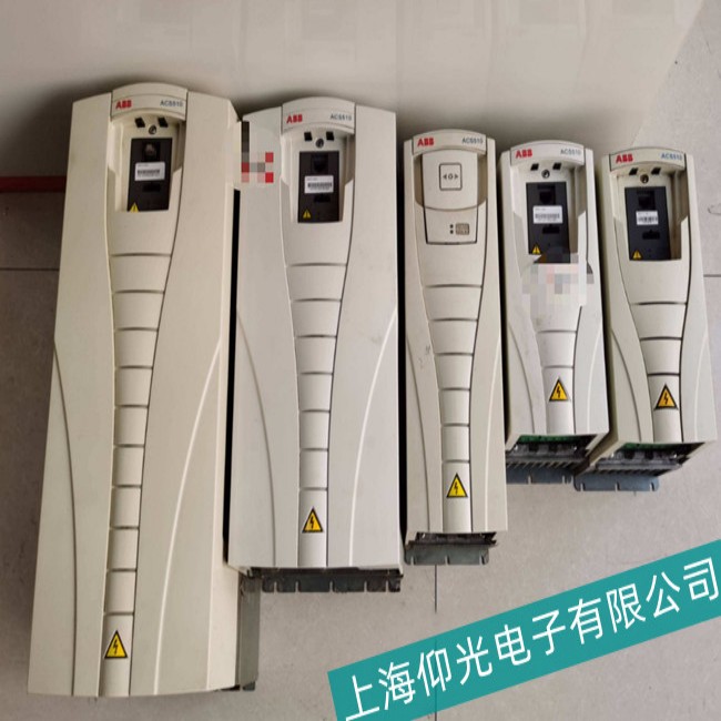 上海仰光电子-ABB变频器ACS580-01-106A-4上电无显示故障维修