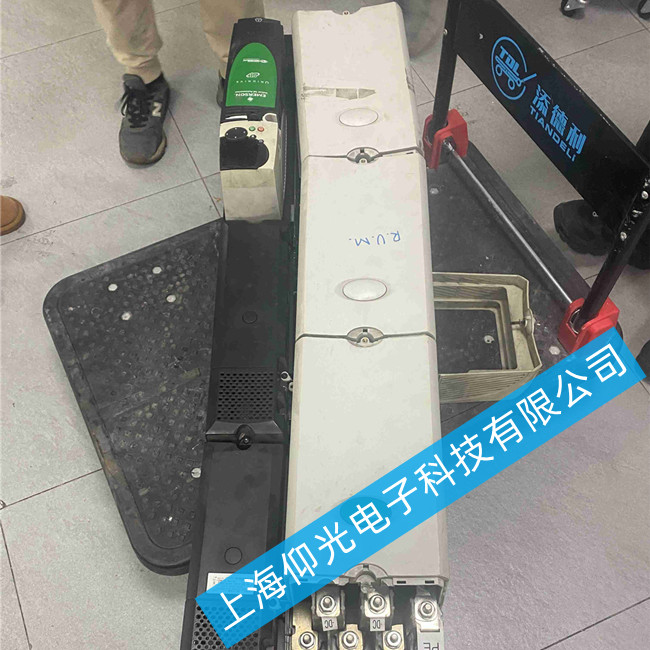 ��Ĭ����Ƶ��ά��SPMA1402-110KW��������POFF����ά��