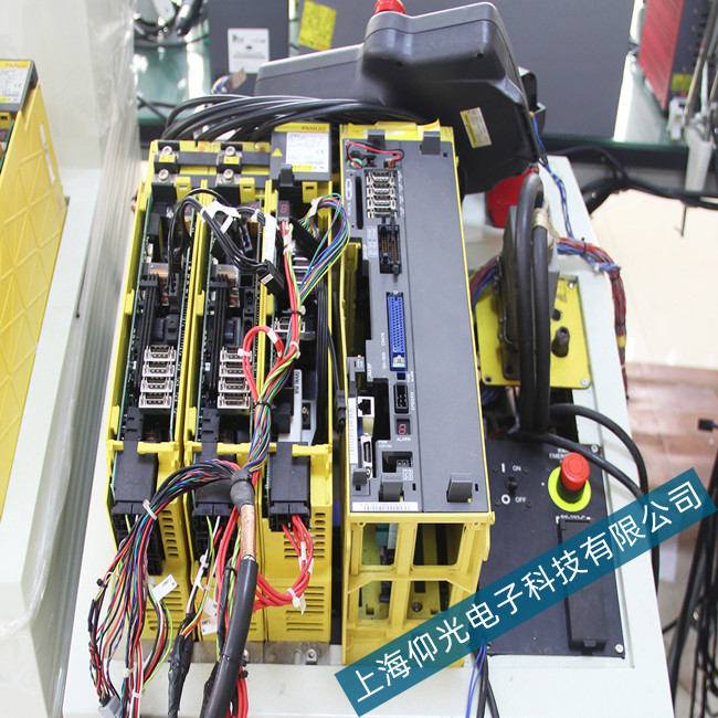 ���ǿ�FANUC 0T-Mϵͳ011 P/S������Ƚ���������ԭ����ϵͳ�Խ������