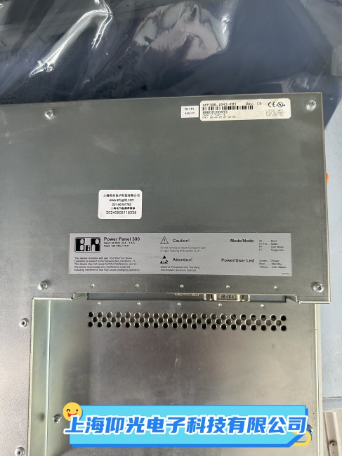 ���� Beckhoff Power Panel 300 ά��