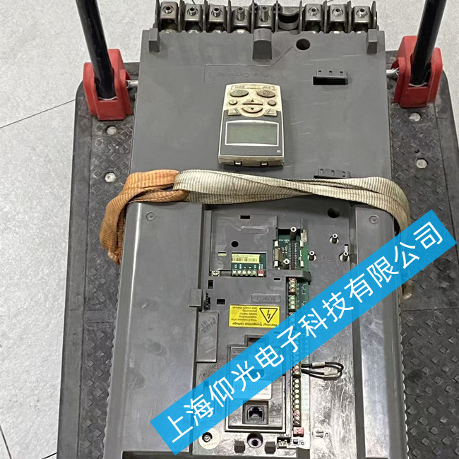 ABB��Ƶ��ά��ACS550-01-180A-4��ѹ����ά�޷���