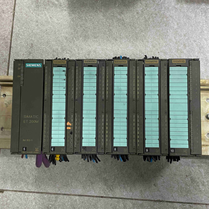 ������S7‑200PLC���������˸�޷�ͨѶ����ά�޽������